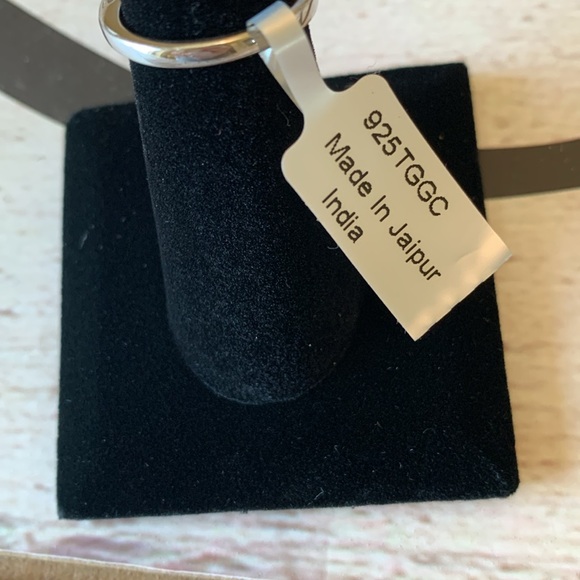 Morganite Flower Ring - Picture 2 of 8